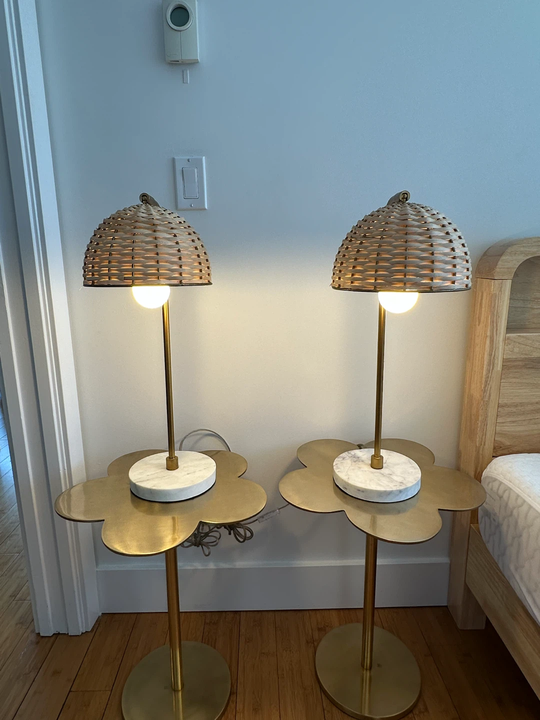 Pair of Woven Table Lamps with Marble Base - photo 2