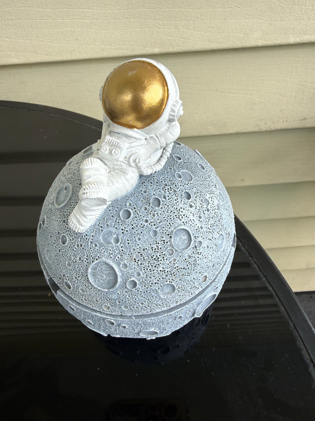 Astronaut on Moon Ashtray