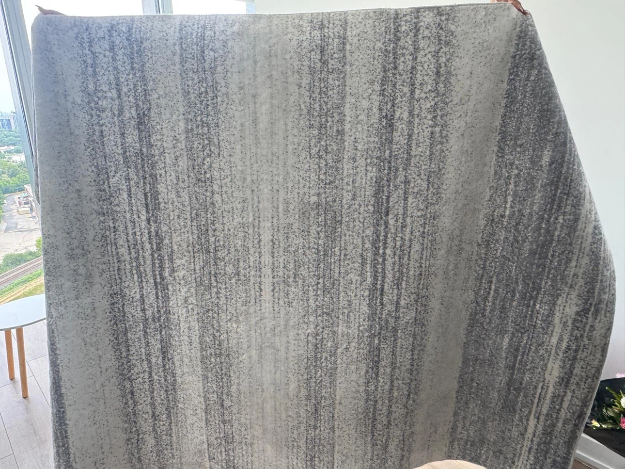 Area Rug for Sale – Modern Grey & White