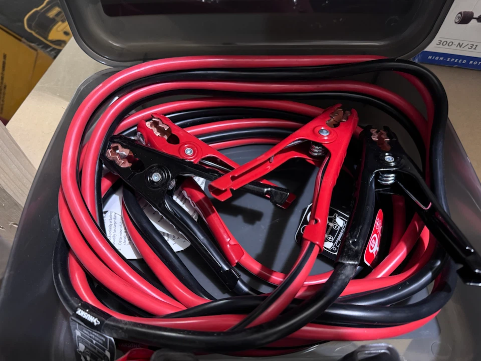 Husky 6 Gauge 16ft Booster Cables - photo 2