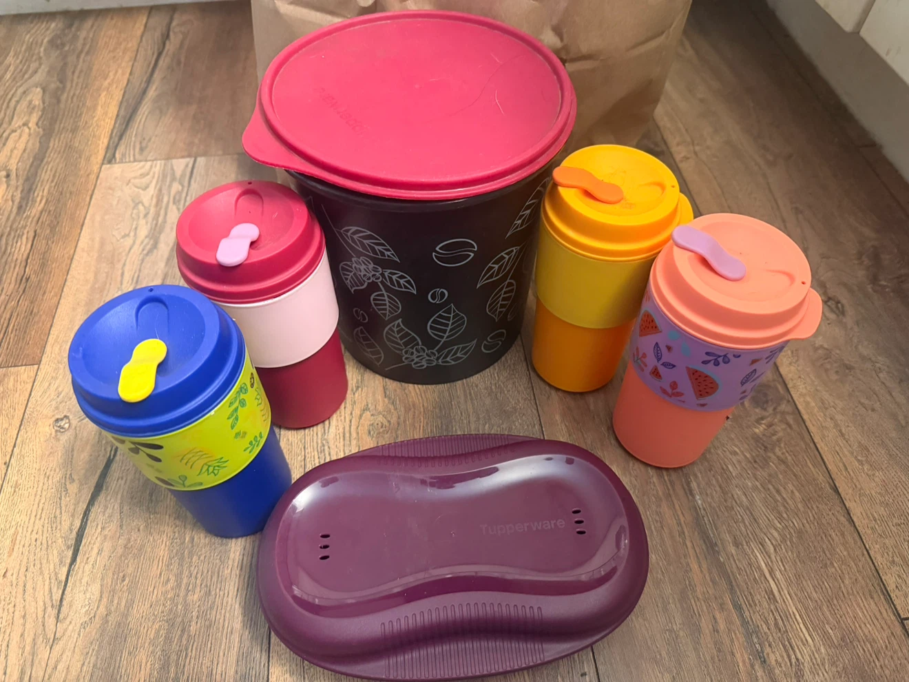Tupperware lot! - photo 2