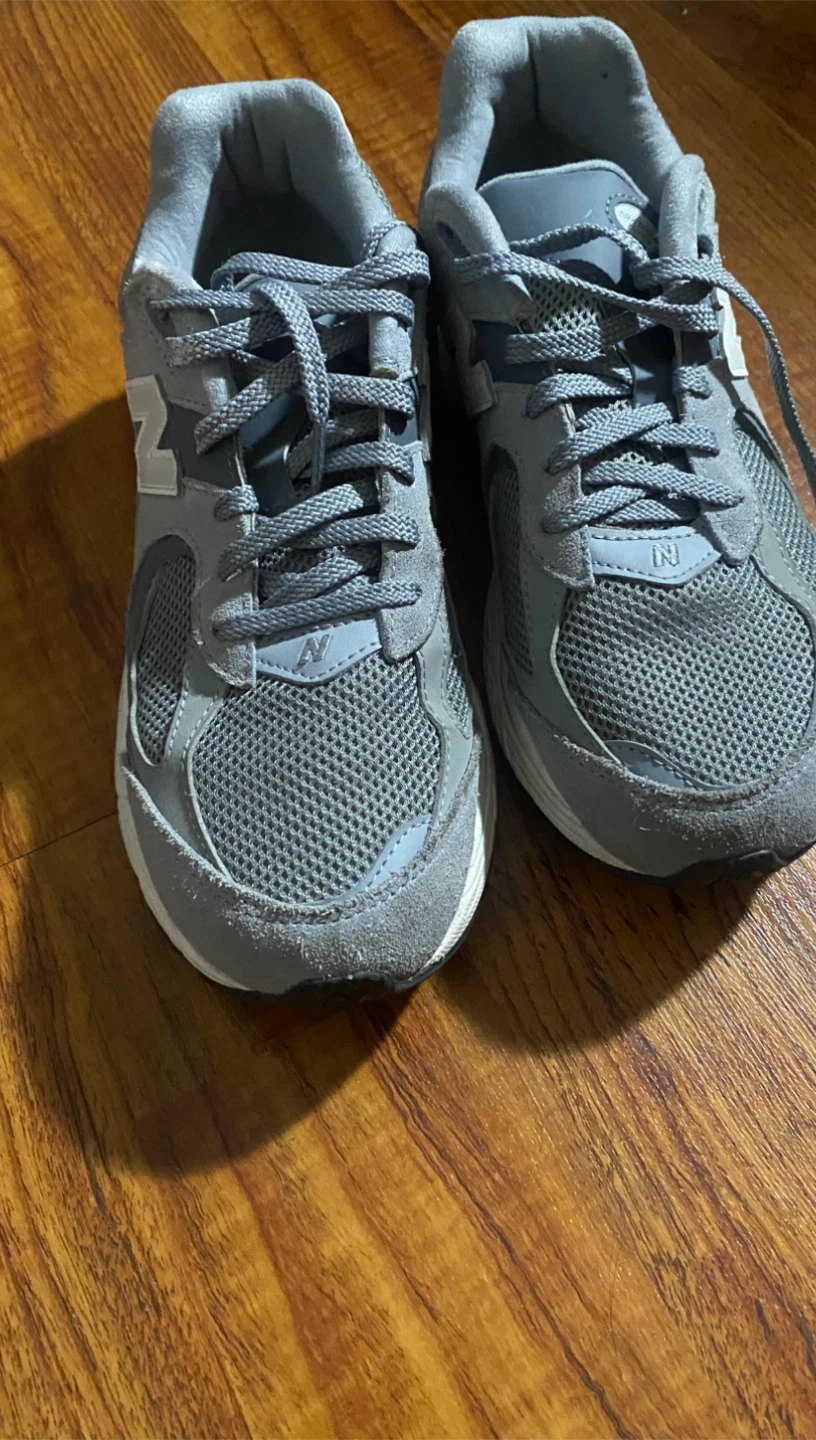 New Balance 2002R Grey Sneakers - photo 2