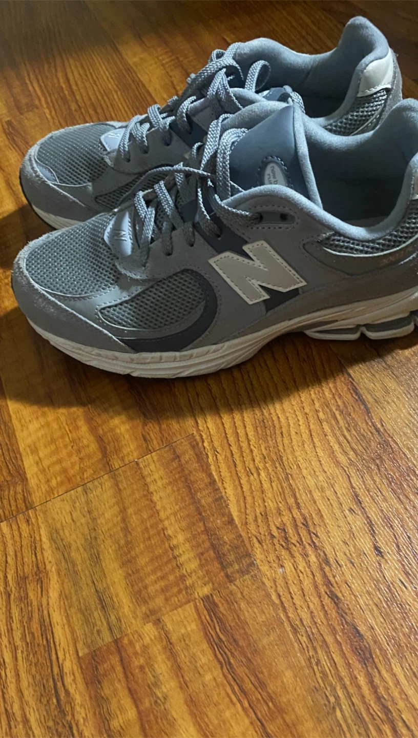 New Balance 2002R Grey Sneakers - photo 3