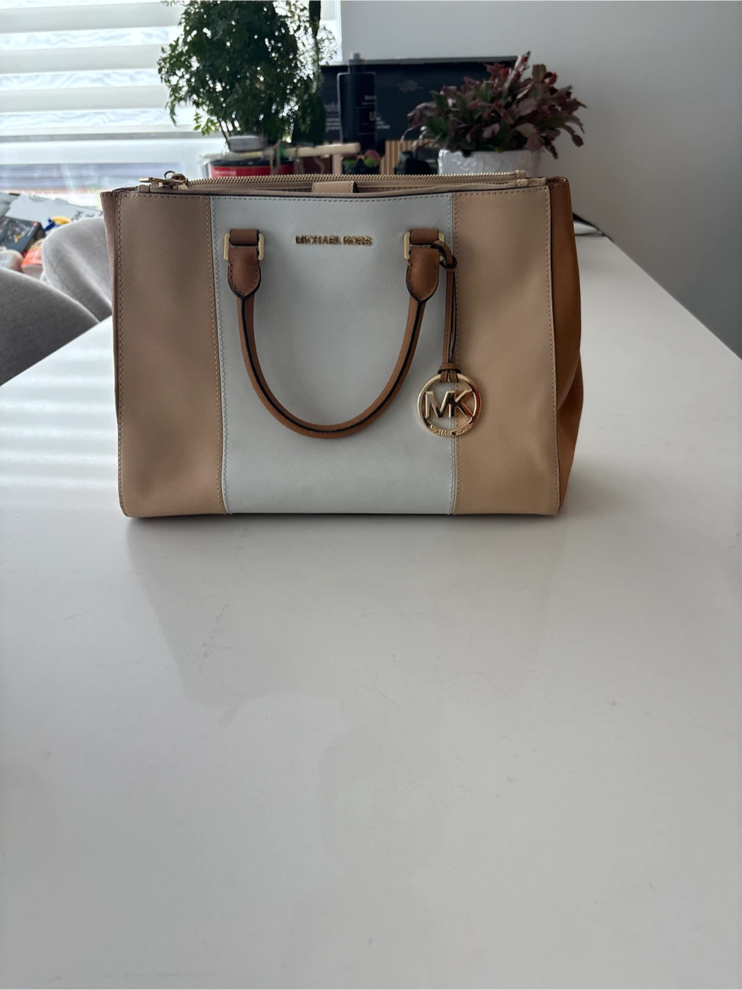 Michael Kors Tote Bag and Wallet Set