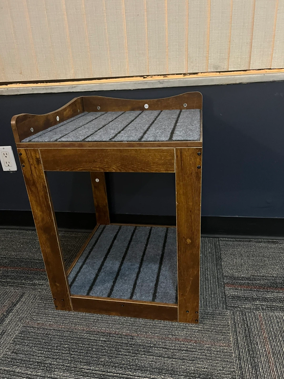 Wooden Pet Side Table with Felt Mats - photo 3