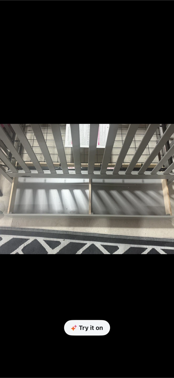 Graco Crib - photo 2
