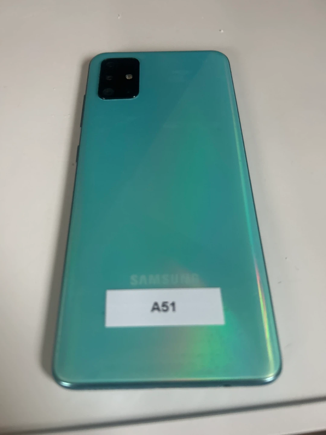 Samsung Galaxy A51 - photo 2