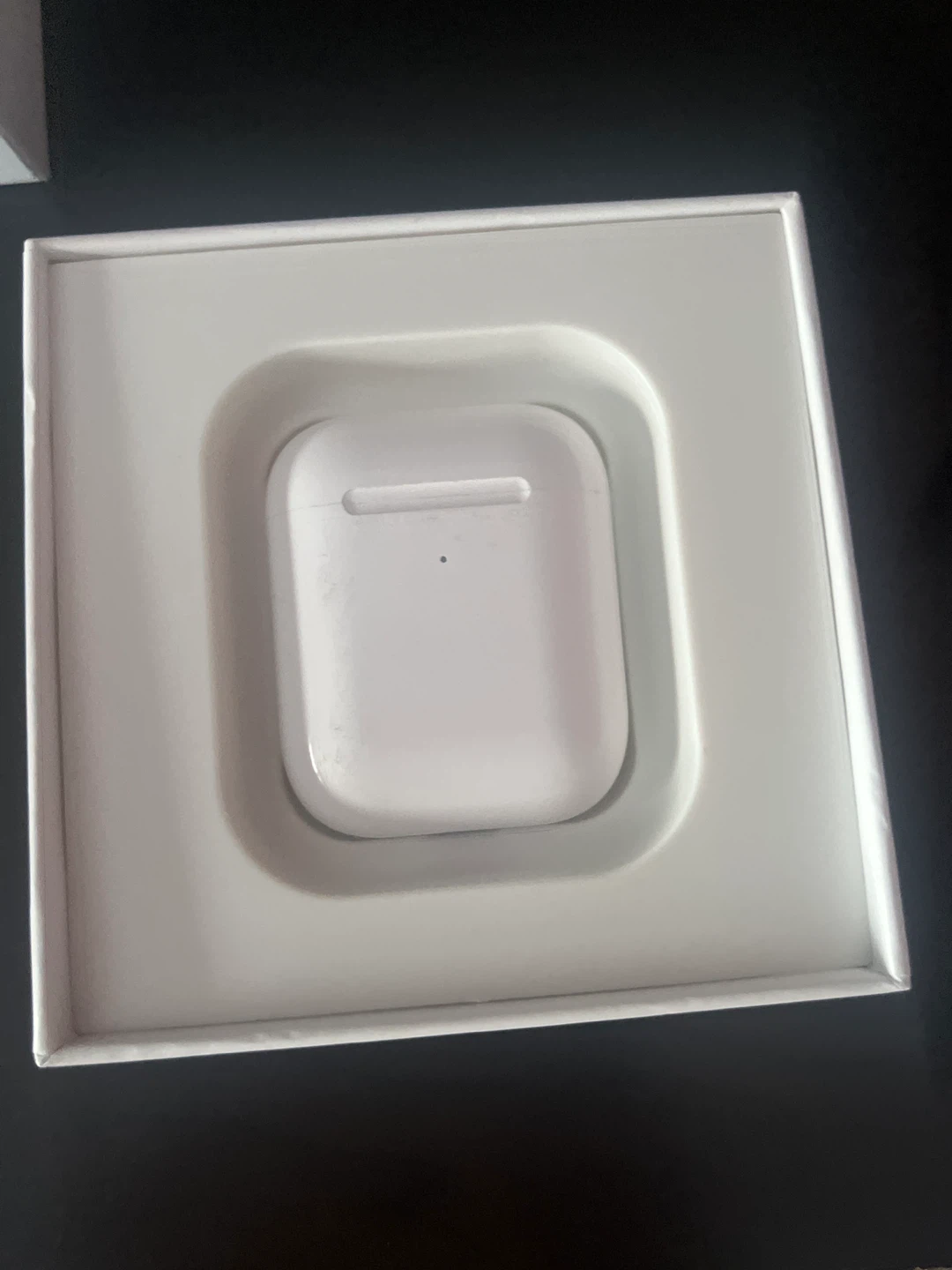 Apple AirPods (2nd Gen) with Charging Case - photo 3