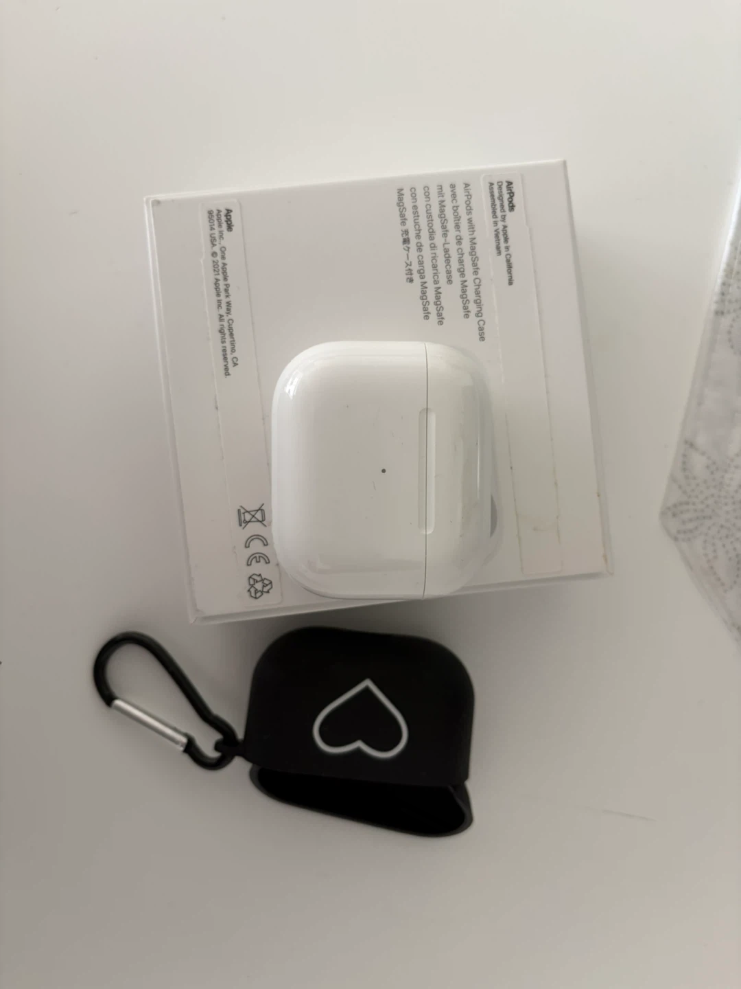Apple AirPods 3rd Gen - 2021