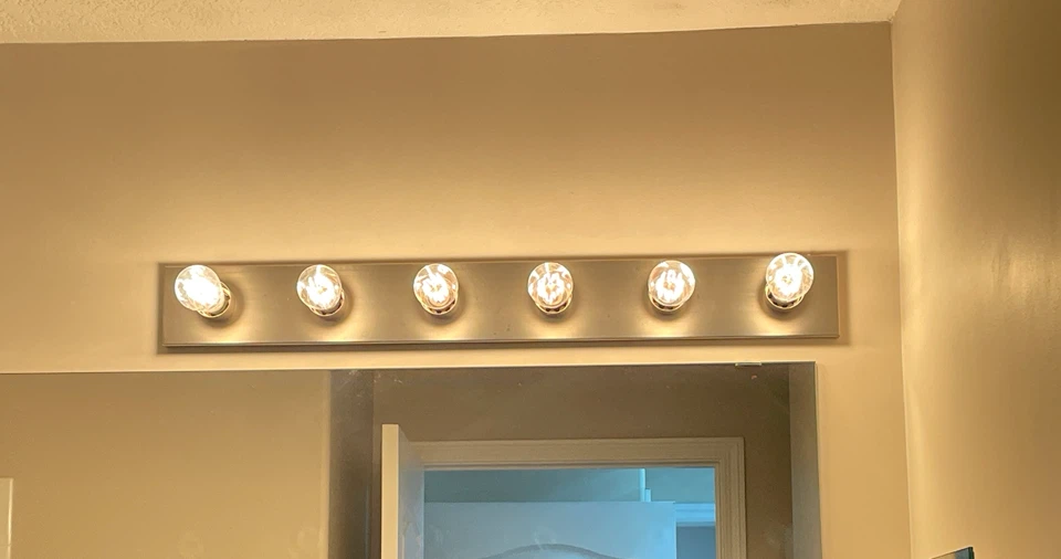 6-Light Vanity Bar Light