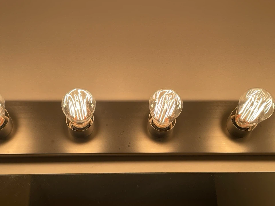 6-Light Vanity Bar Light - photo 2