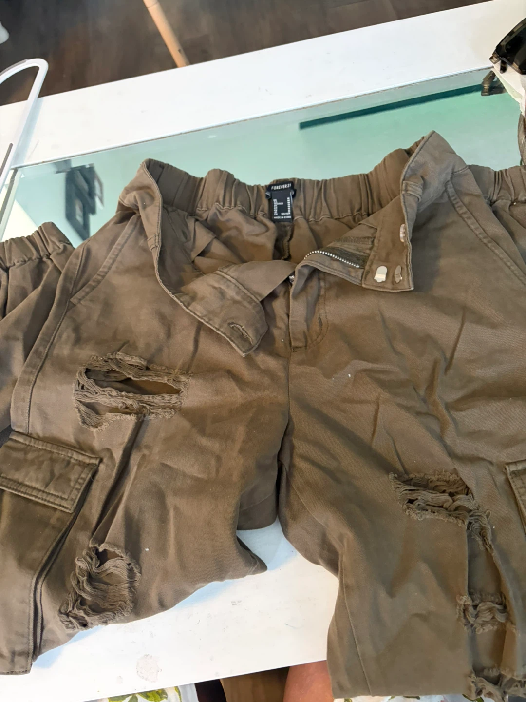 Forever 21 Olive Green Distressed Cargo Pants - photo 3