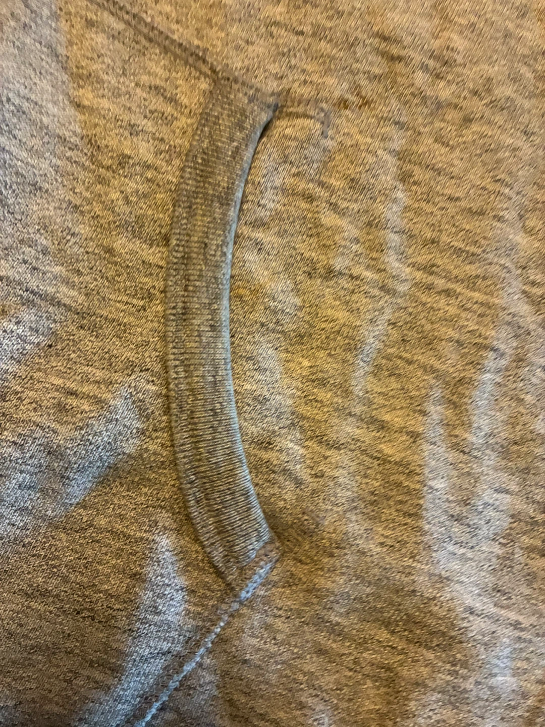 Uniqlo Men’s Grey Pullover Hoodie – Size L – Layering skateboard - photo 2