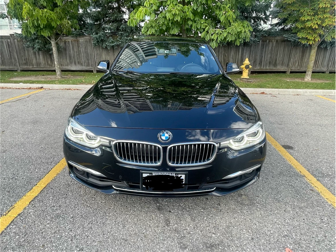 2017 BMW 330i XDrive - photo 2
