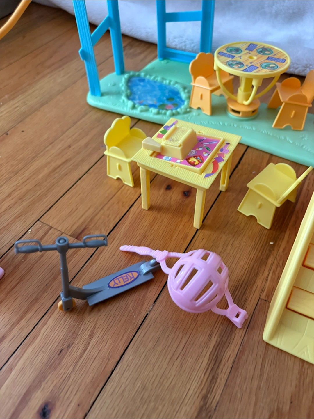 Mattel Kelly Doll Treehouse Playset - photo 5
