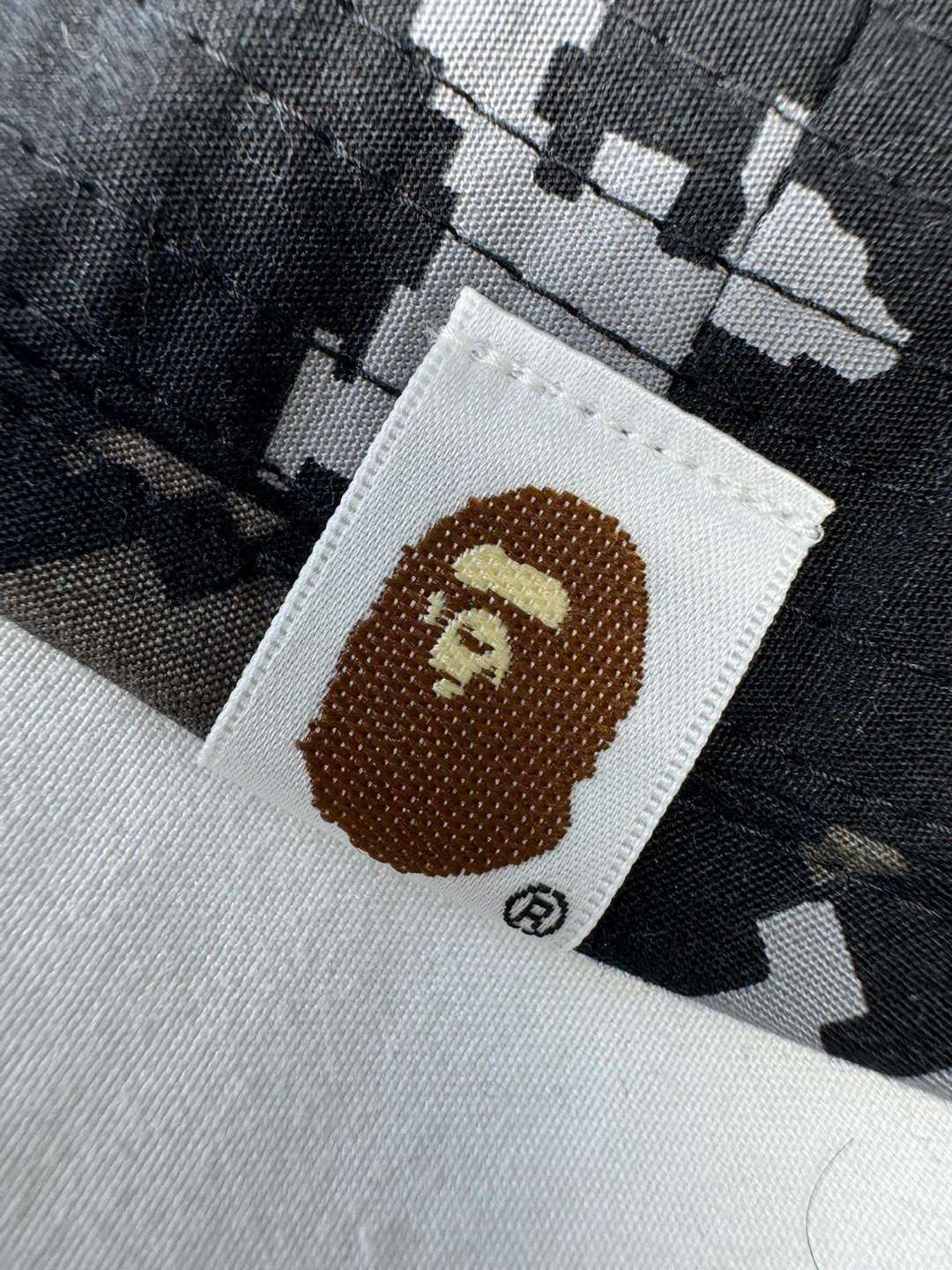 Brand new A Bathing Ape Bape Pixel Camo Bucket Hat Size L - photo 2