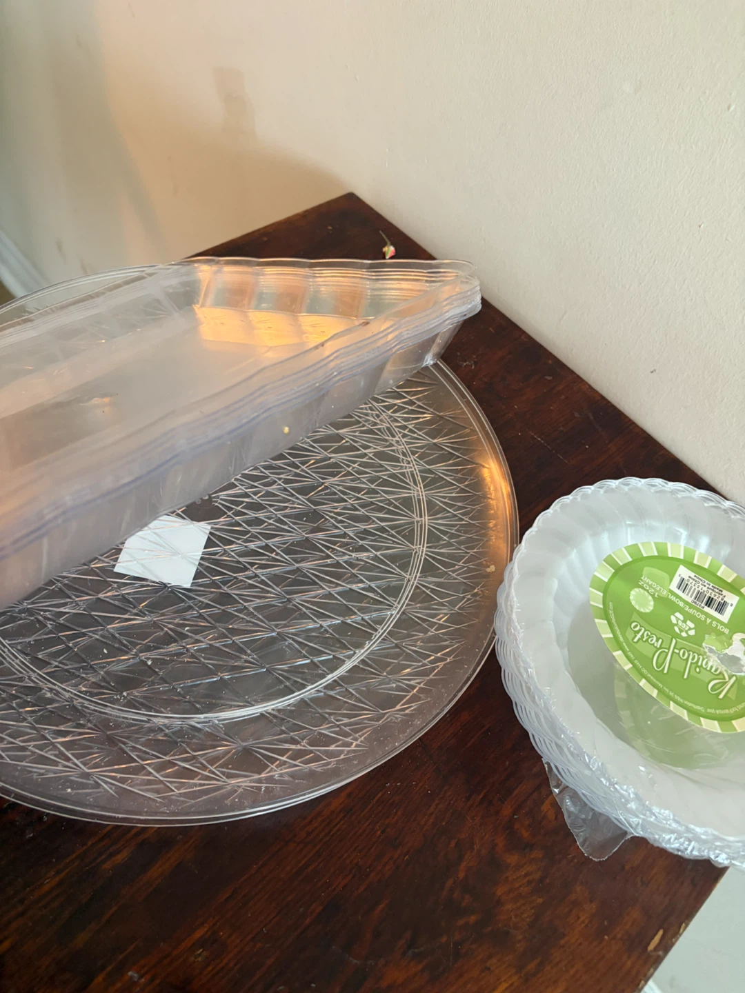 Rapido-Presto Disposable Bowls and Cake Trays