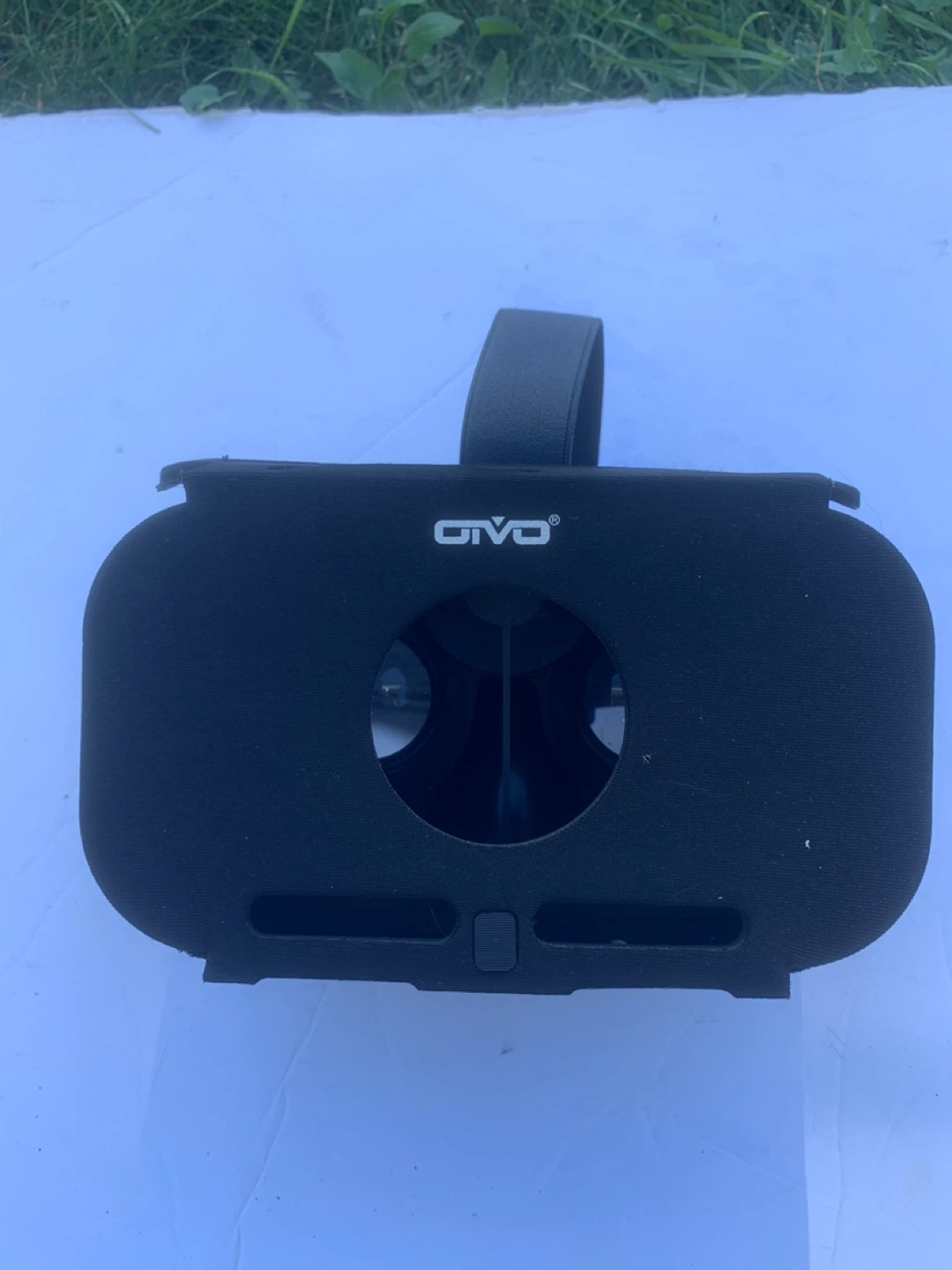 Fabric-covered OIVO virtual reality headset. - photo 2