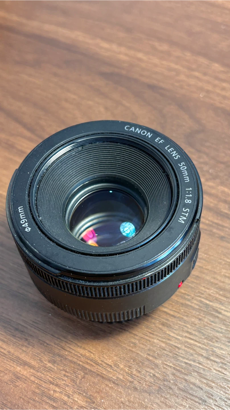Canon EOS Rebel T5i (700d) with 18-55mm and 50mm Lenses - photo 2