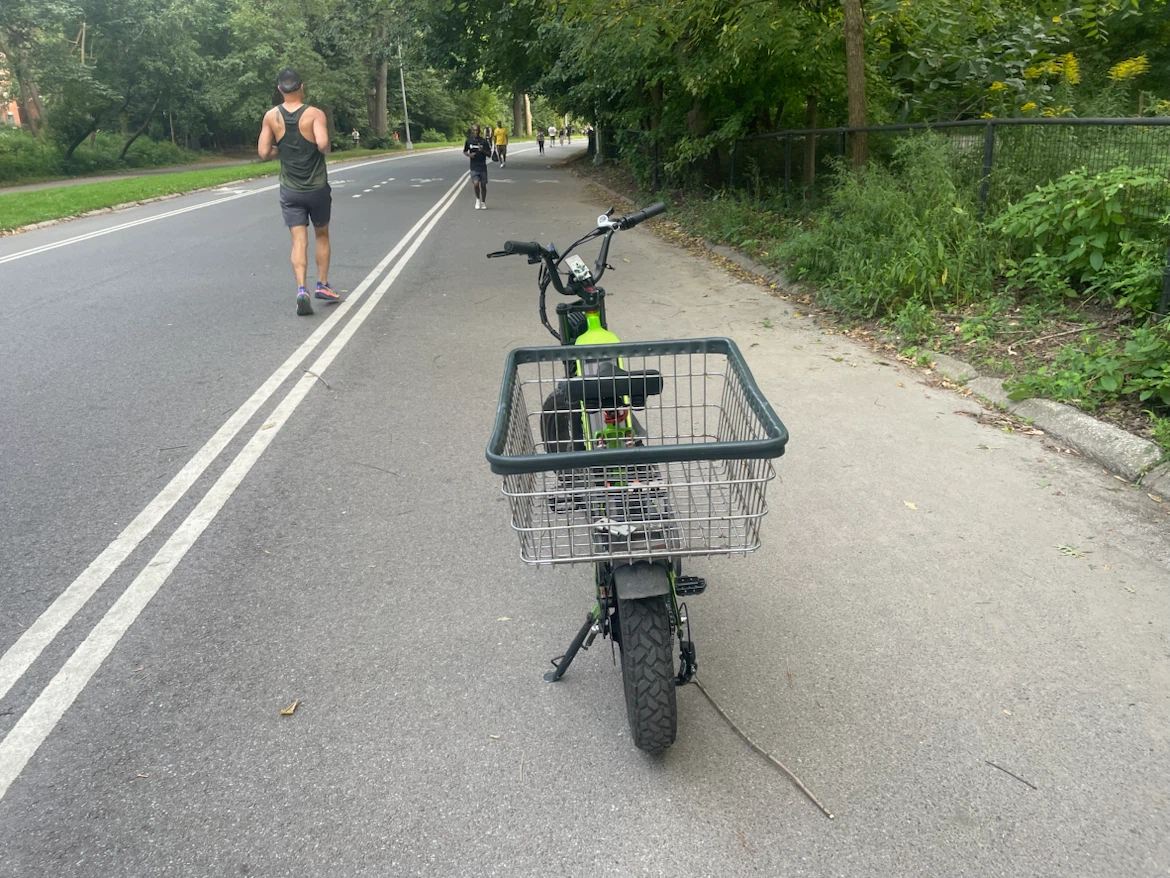 Green Whizz Electric Bike with Large Front Basket - photo 3