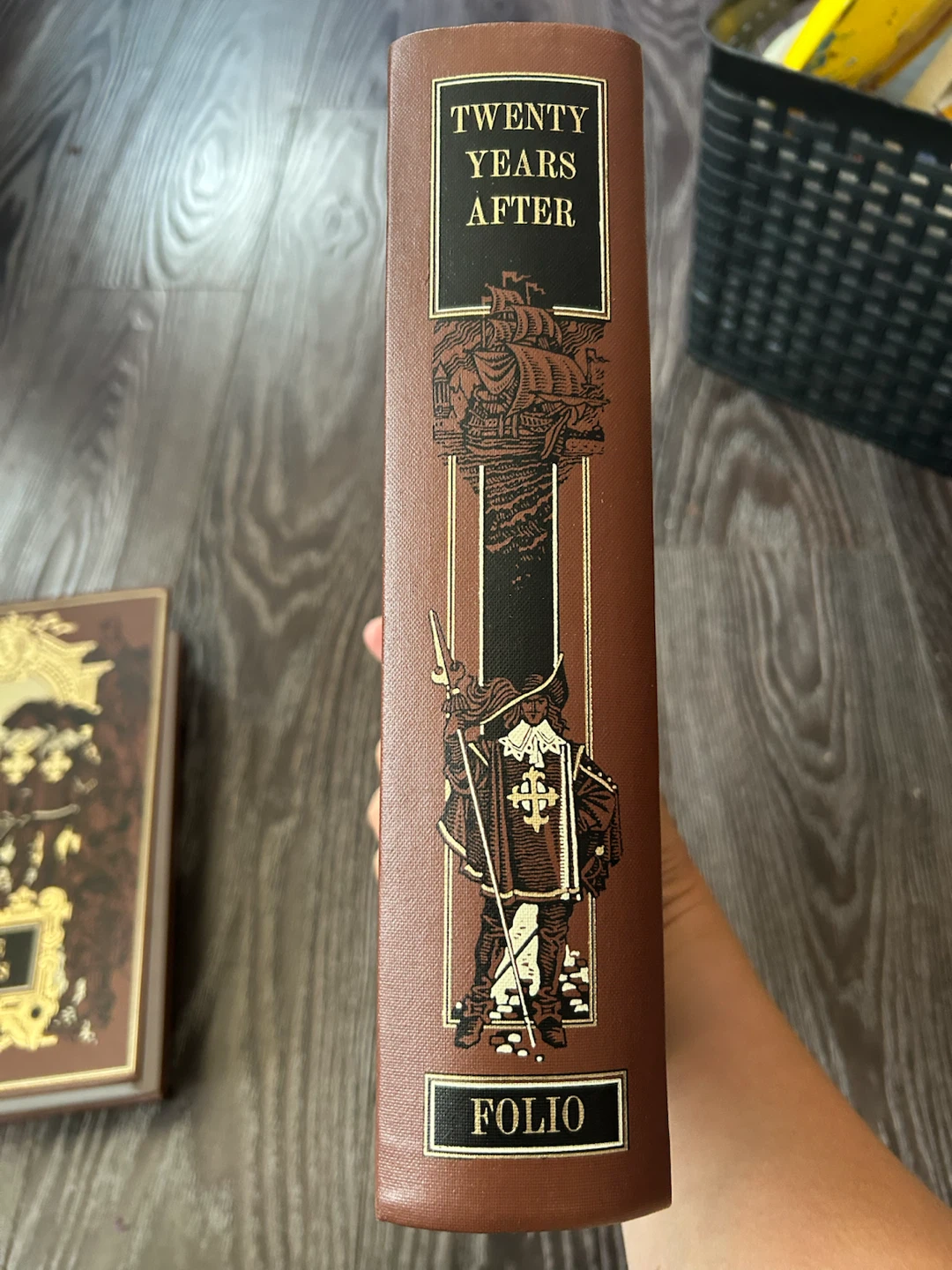 three musketeers and twenty years later hard cover  set books. - photo 3