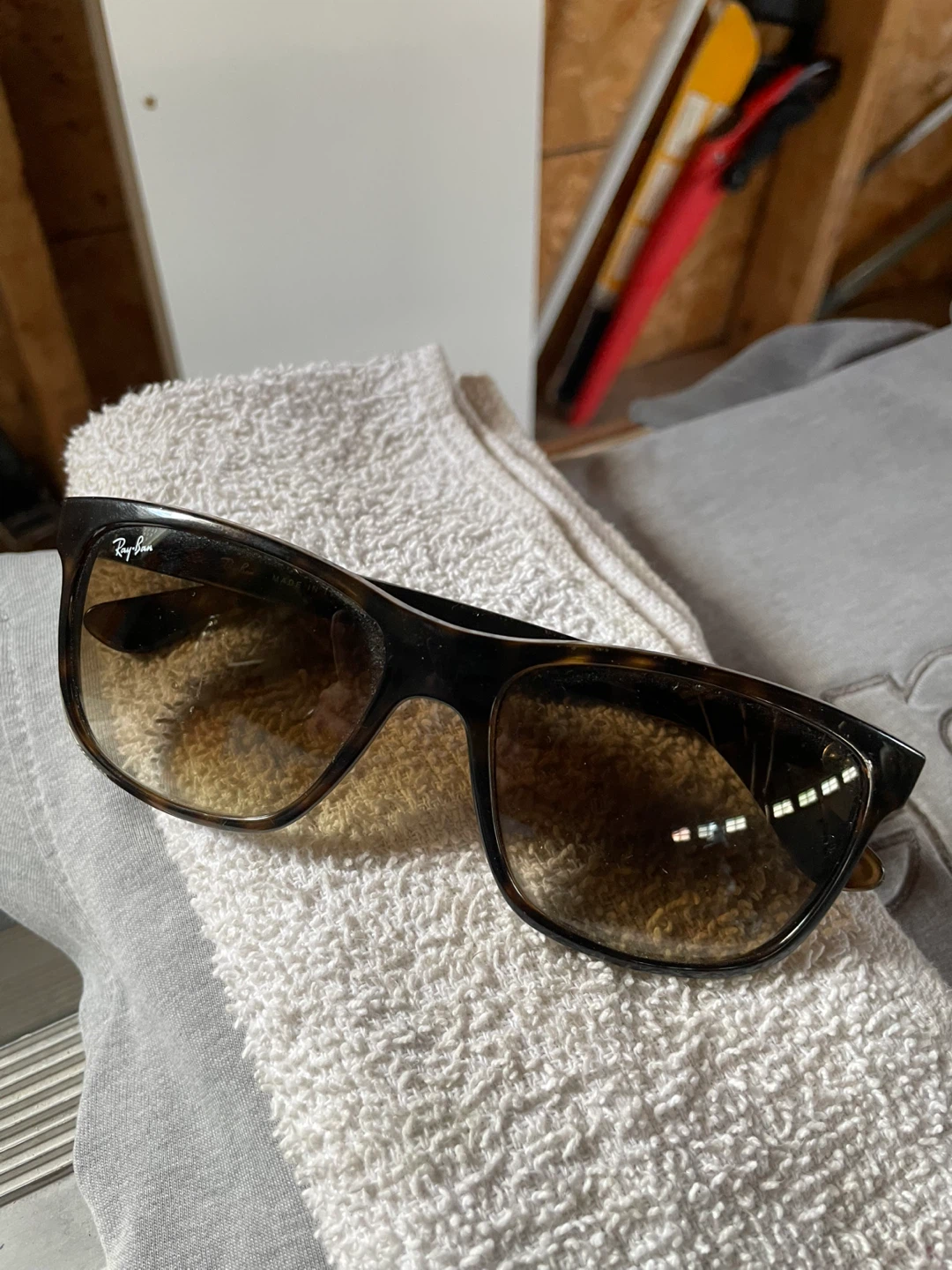 Ray-Ban RB4181 Sunglasses (Polished Light Havana Frame Colour)