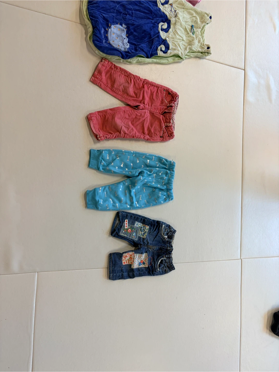 Lot de vêtements pour bébés - photo 2