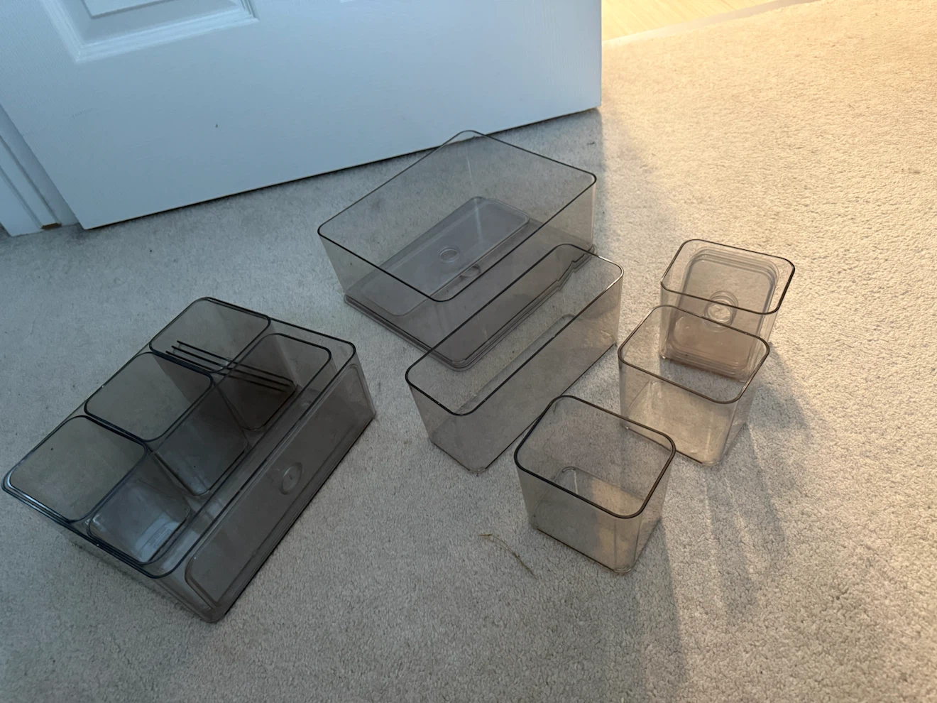 Set of 6 Clear Plastic Storage Containers