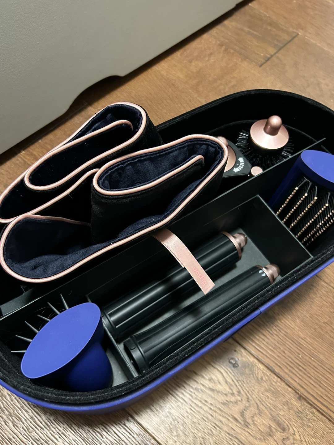 Dyson Airwrap Complete Styler Storage Case - photo 2