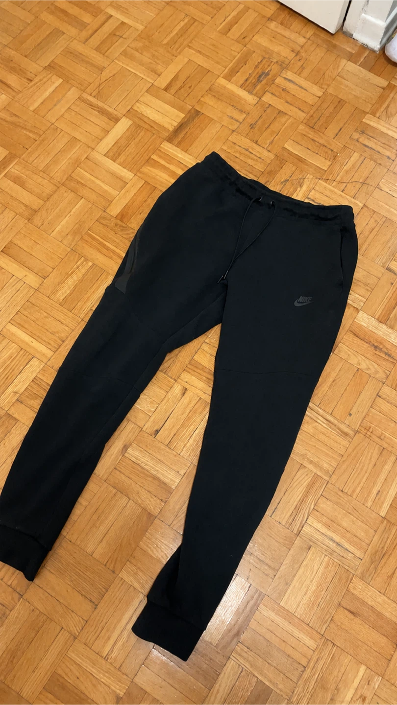 Nike Tech Fleece Joggers - photo 3