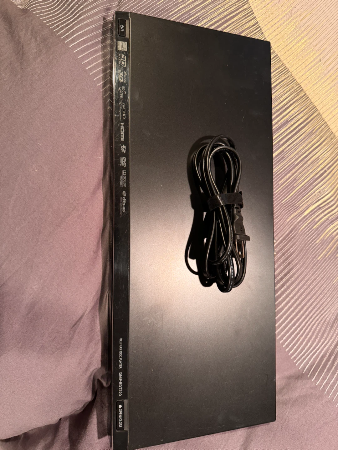 Panasonic DMP-BDT220 3D Blu-ray Disc Player