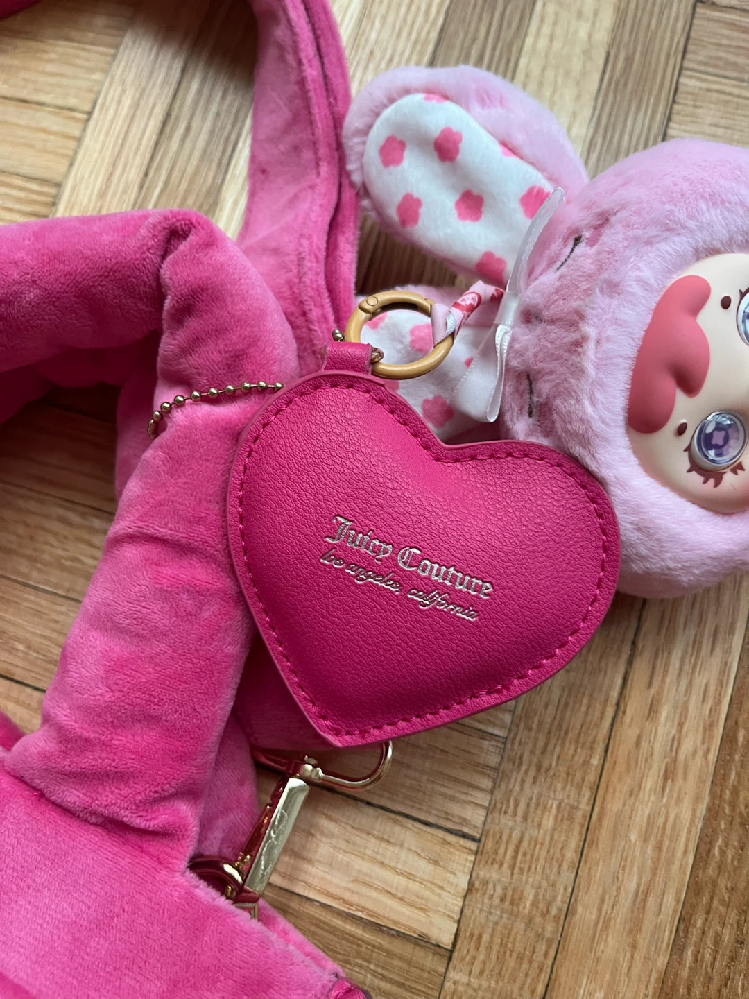 Juicy Couture Free Love Big Spender Hot Pink Fuzzy Mini Tote - photo 3