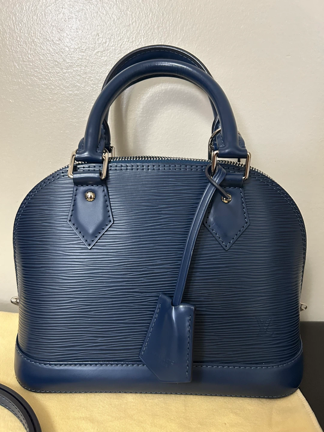 Authentic Louis Vuitton Epi Leather Alma BB Handbag Blue - photo 2