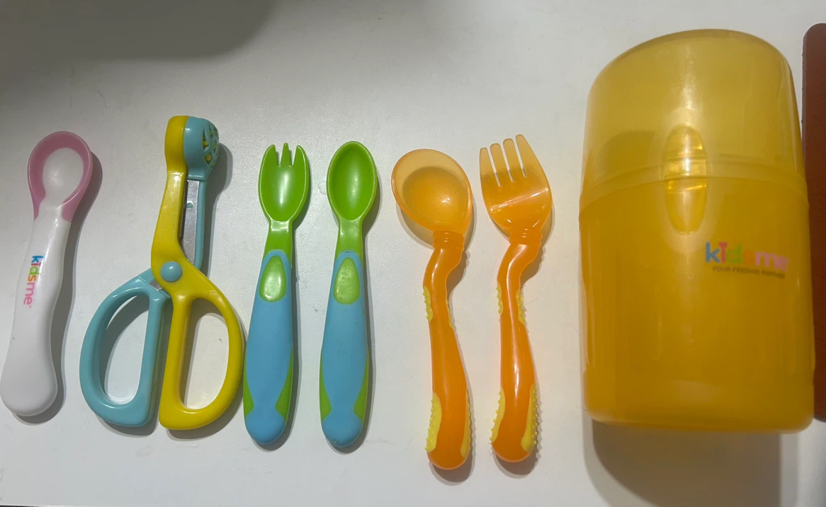 7pcs Kidsme Feeding Utensil Set with Case