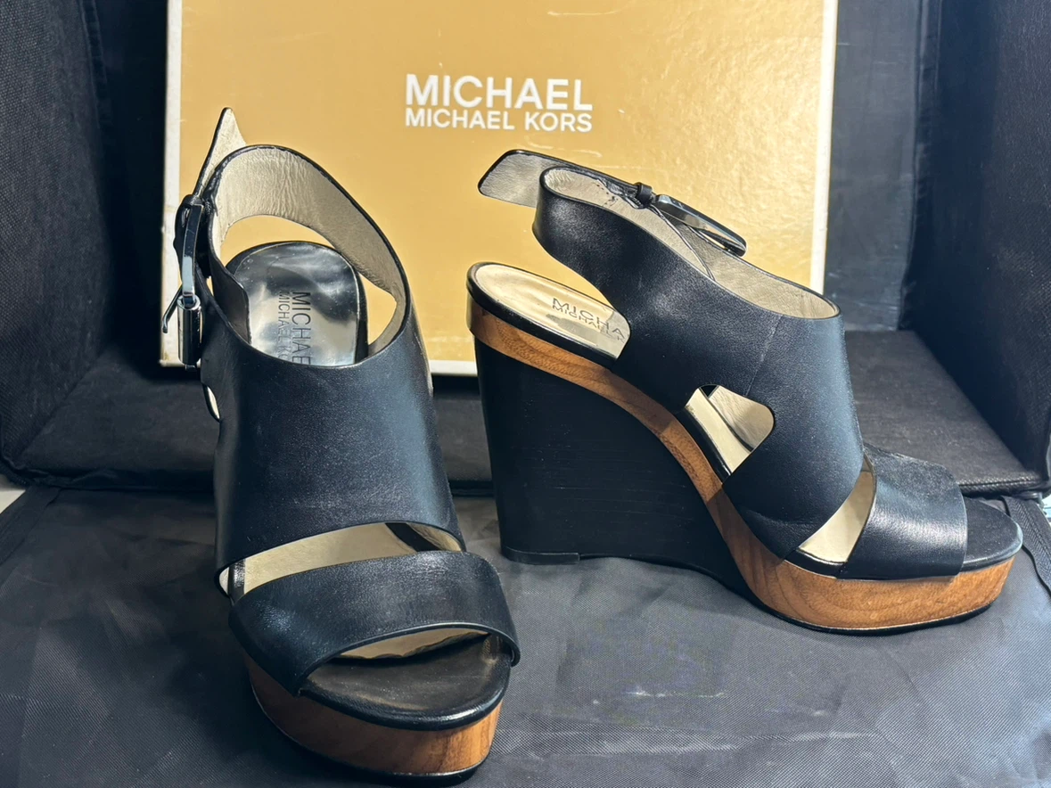 Michael Kors - Carla Platform Wedge, black leather, Size 6 M