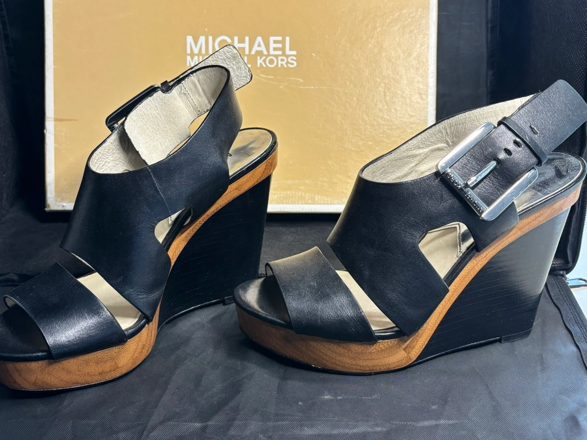 Michael Kors - Carla Platform Wedge, black leather, Size 6 M - photo 4