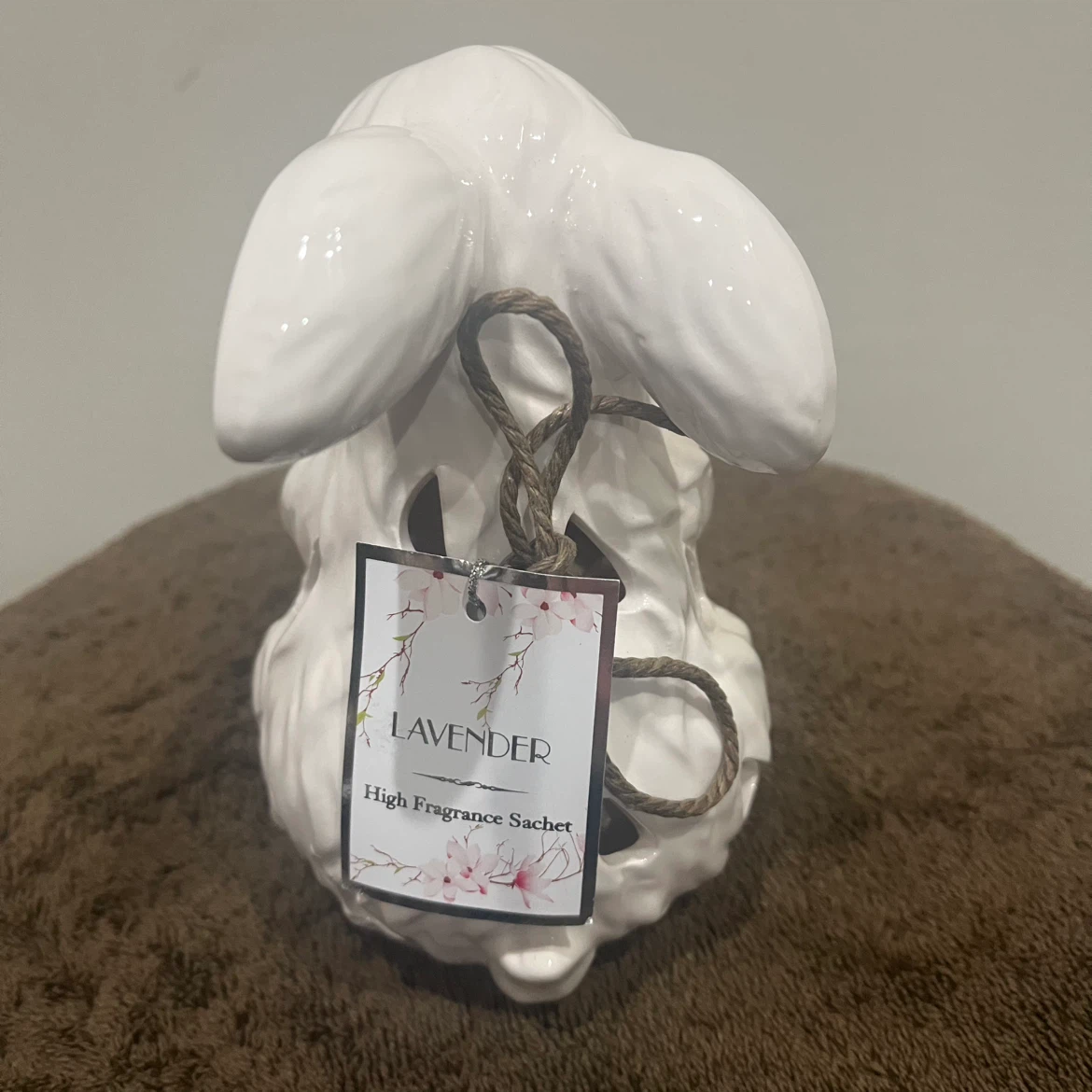 White Bunny Ceramic Lavender Sachet Holder - photo 3