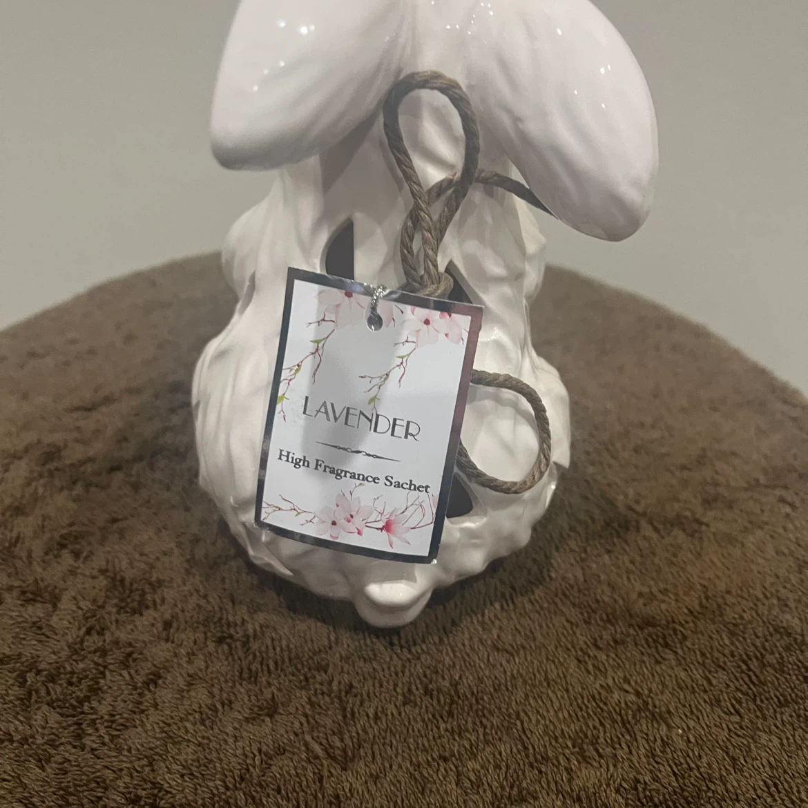 White Bunny Ceramic Lavender Sachet Holder - photo 4