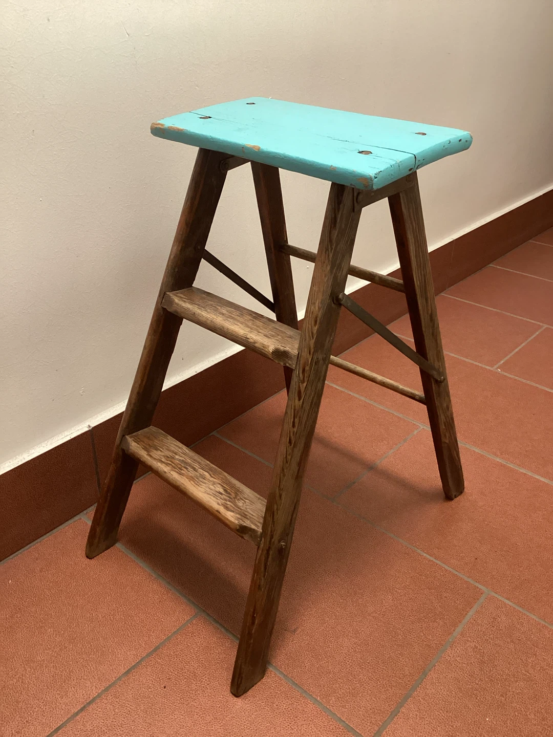 Vintage Wooden Folding Step Stool / Rustic Plant Stand - photo 2