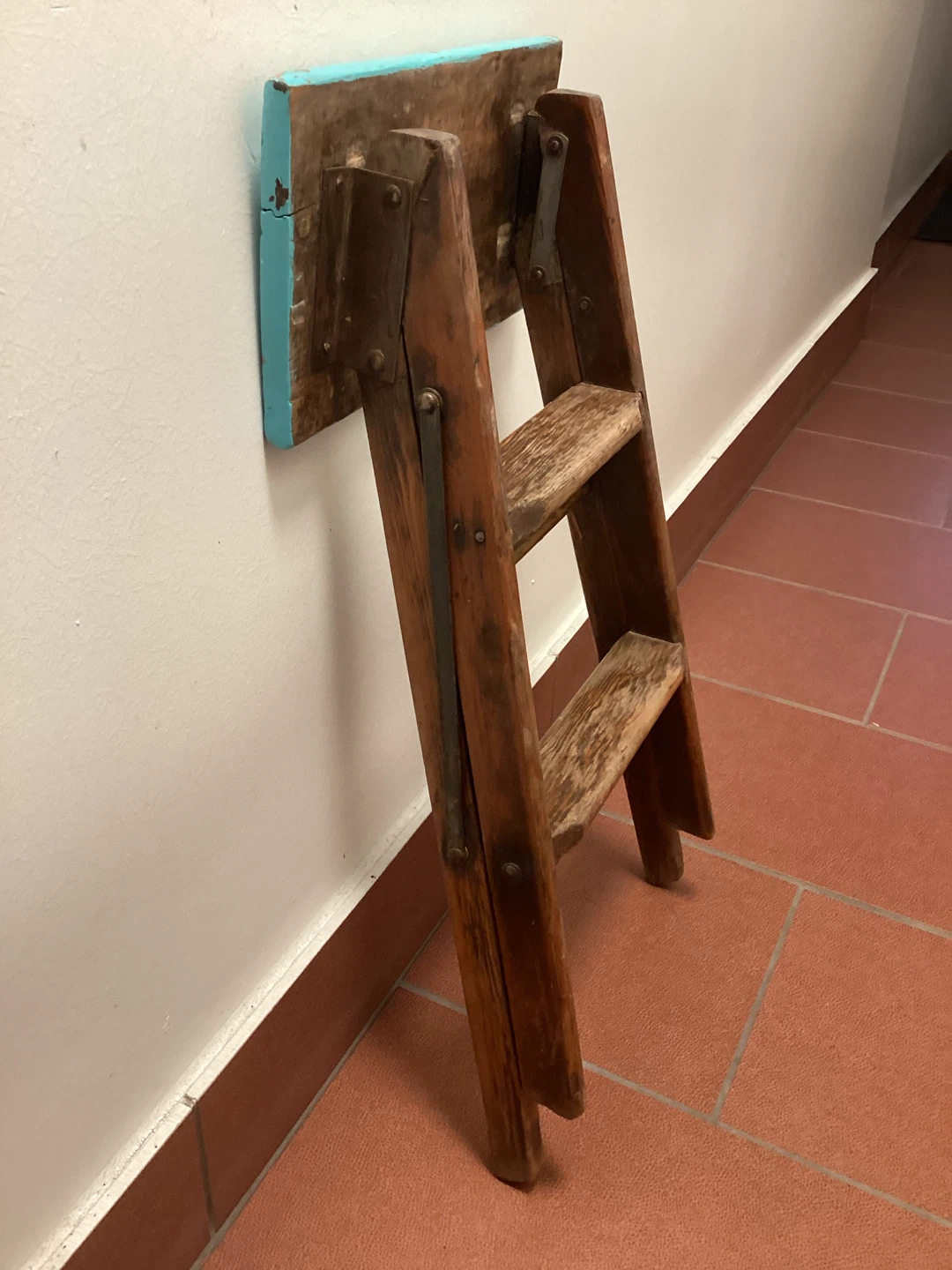 Vintage Wooden Folding Step Stool / Rustic Plant Stand - photo 3