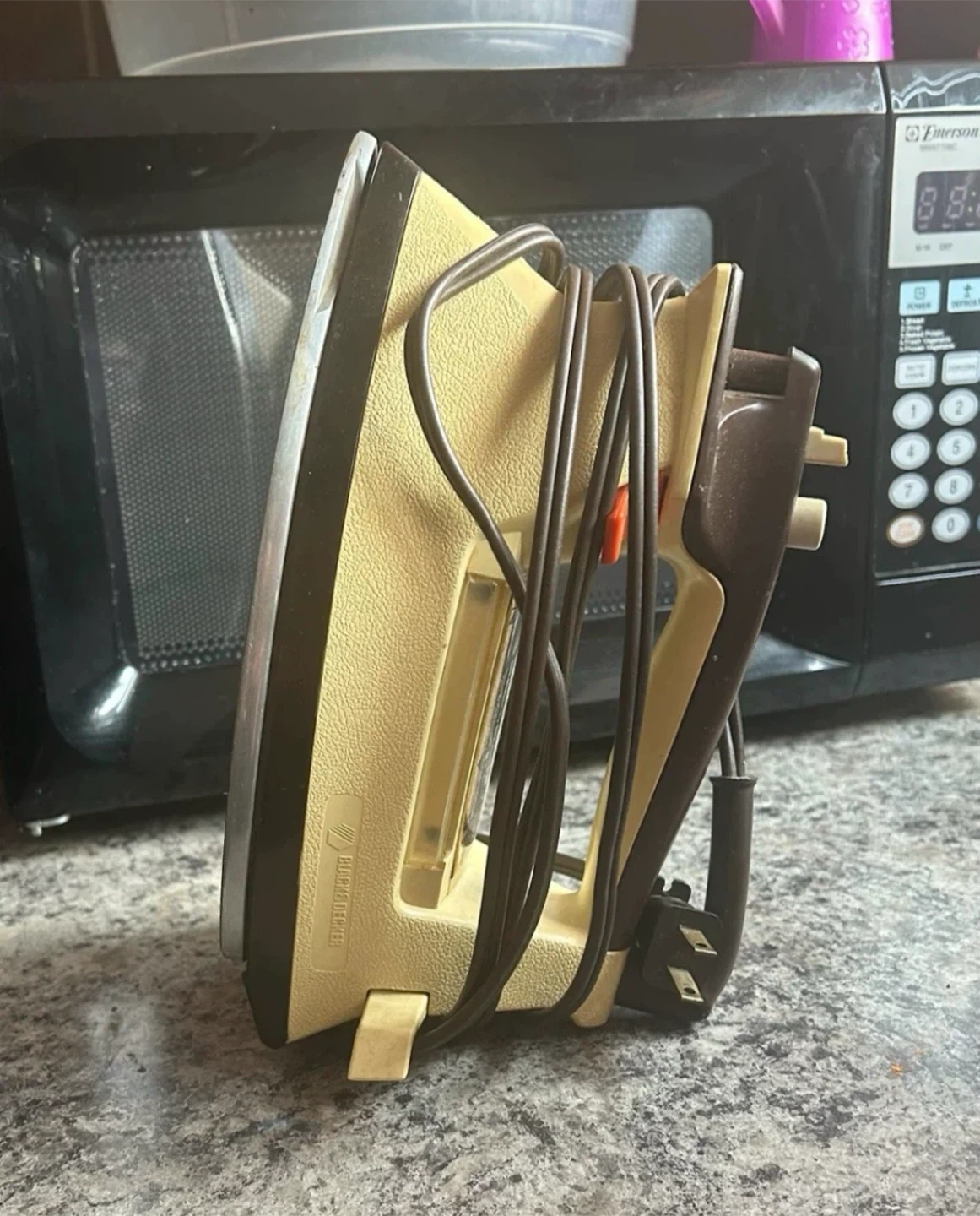 Proctor Silex Steam Iron - photo 2
