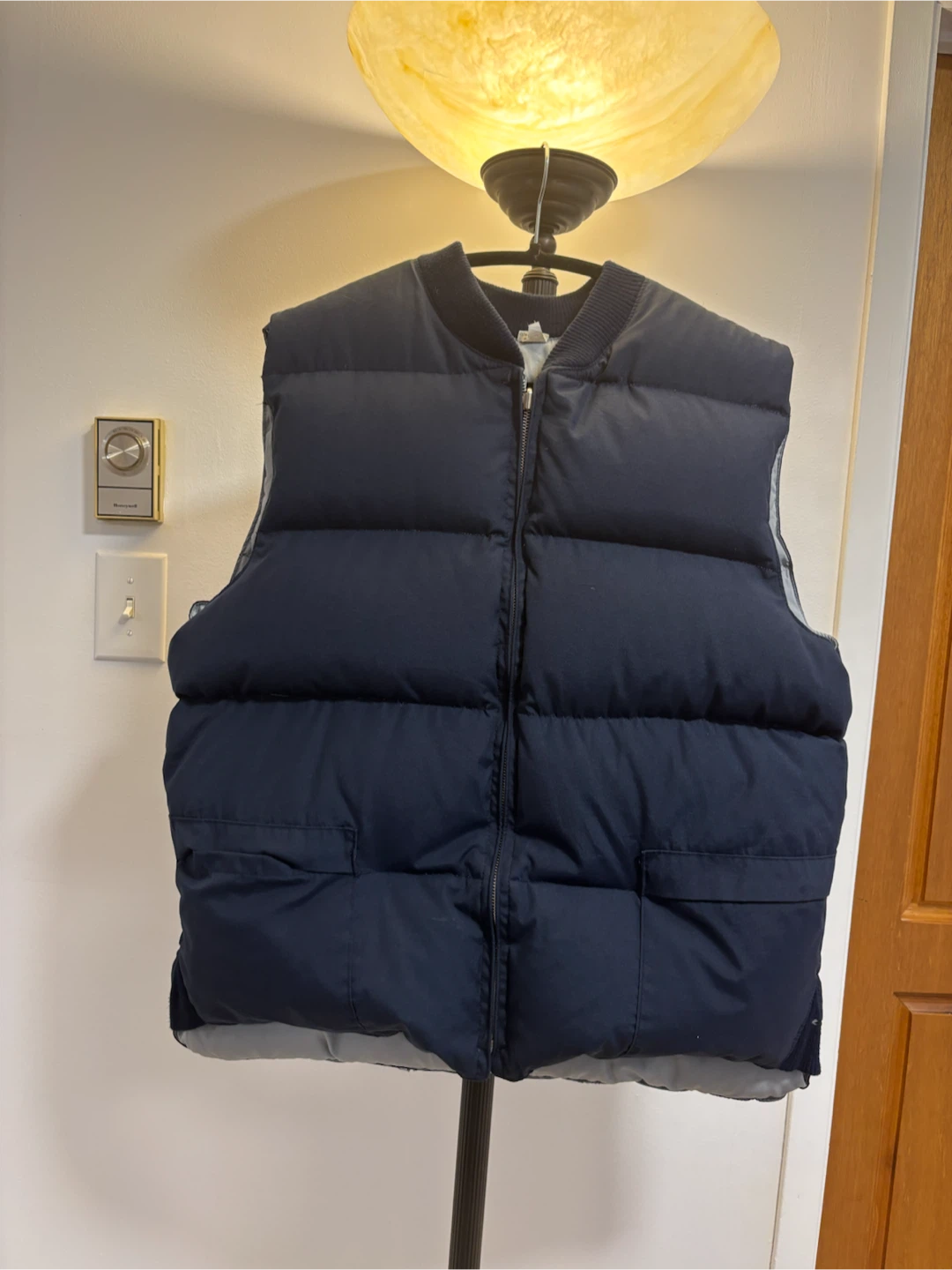 Vintage 80s Navy Blue & Grey Reversible Puffer Vest - photo 2