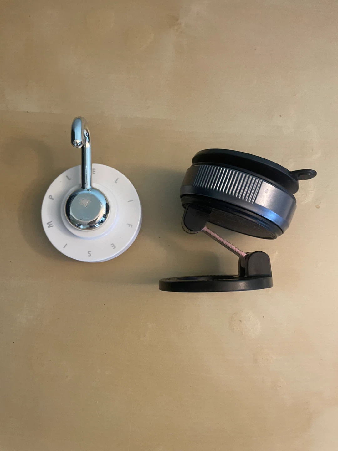Assorted Phone Grip and Hook Set - photo 3