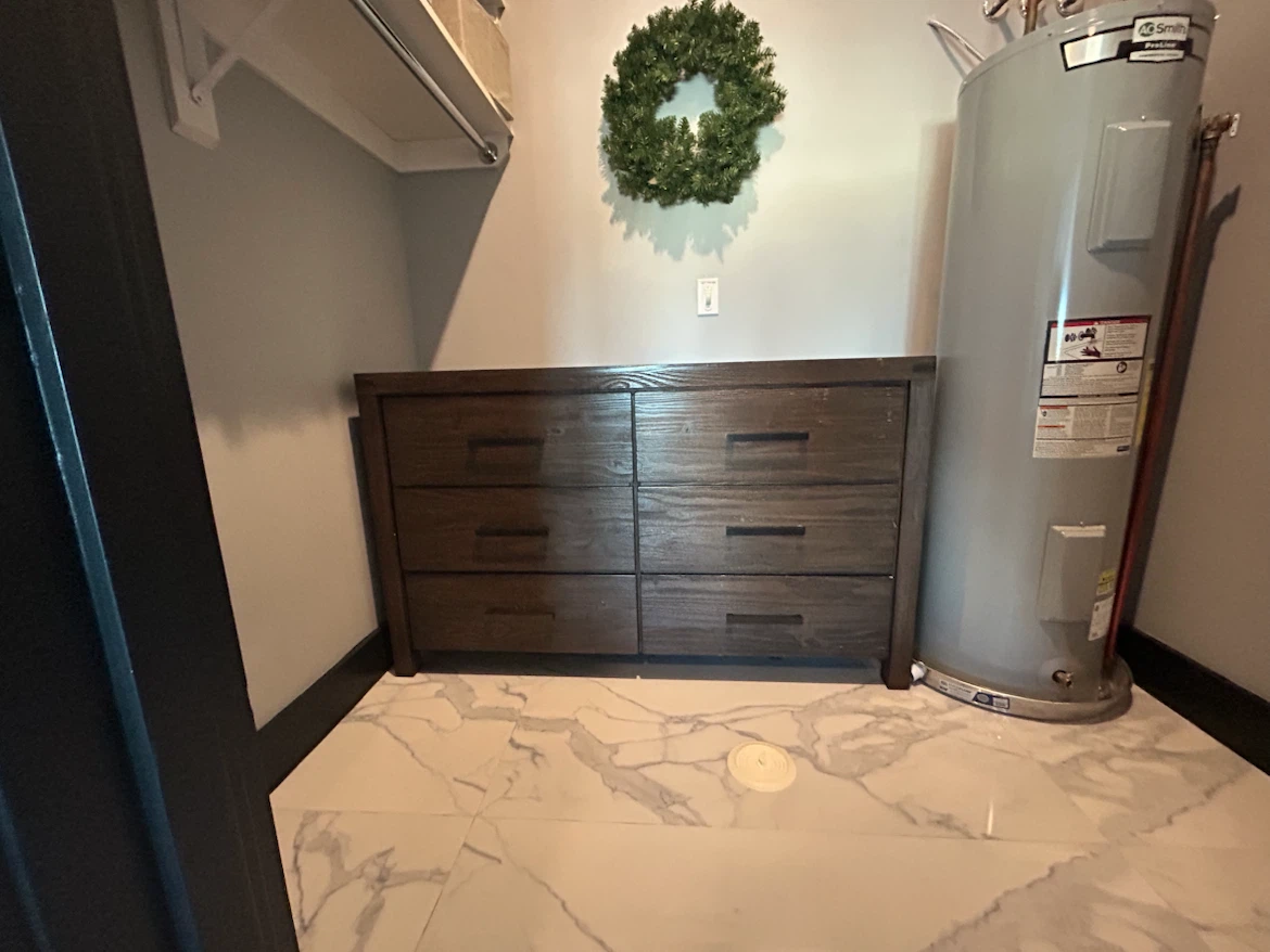 Rustic 6-Drawer Wood Dresser - photo 3