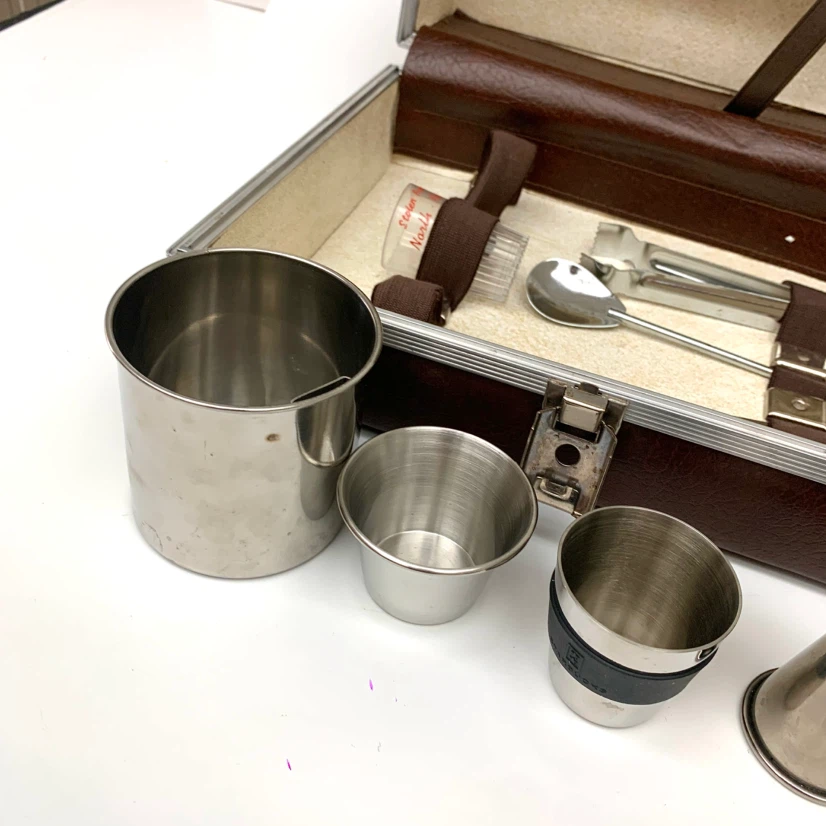 Portable Cocktail Bar Set with Accessories - photo 3