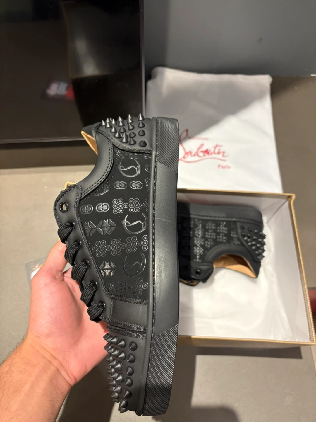 Christian Louboutin Louis Junior Spikes Size 39 - photo 5