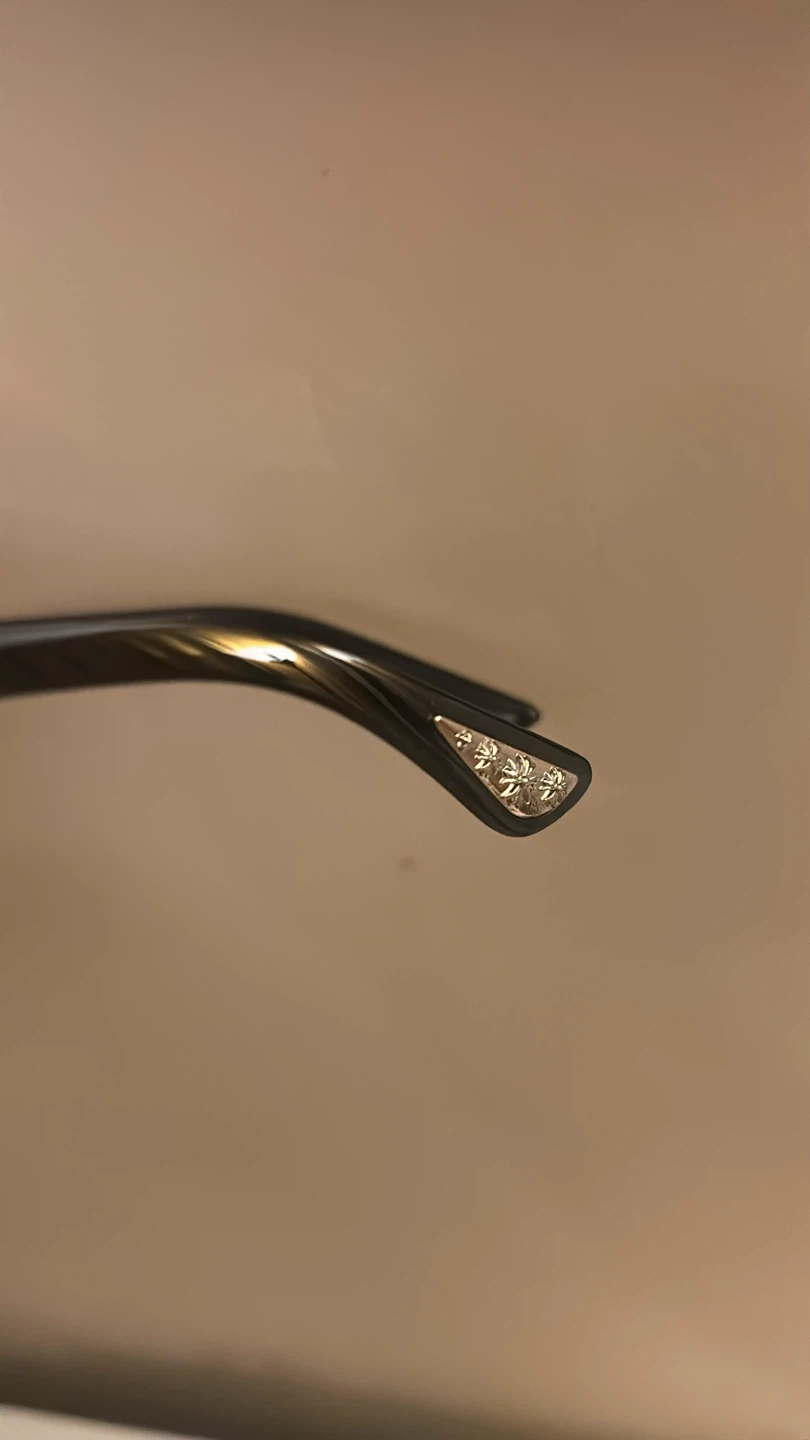 Black Chrome Heart glasses - photo 5