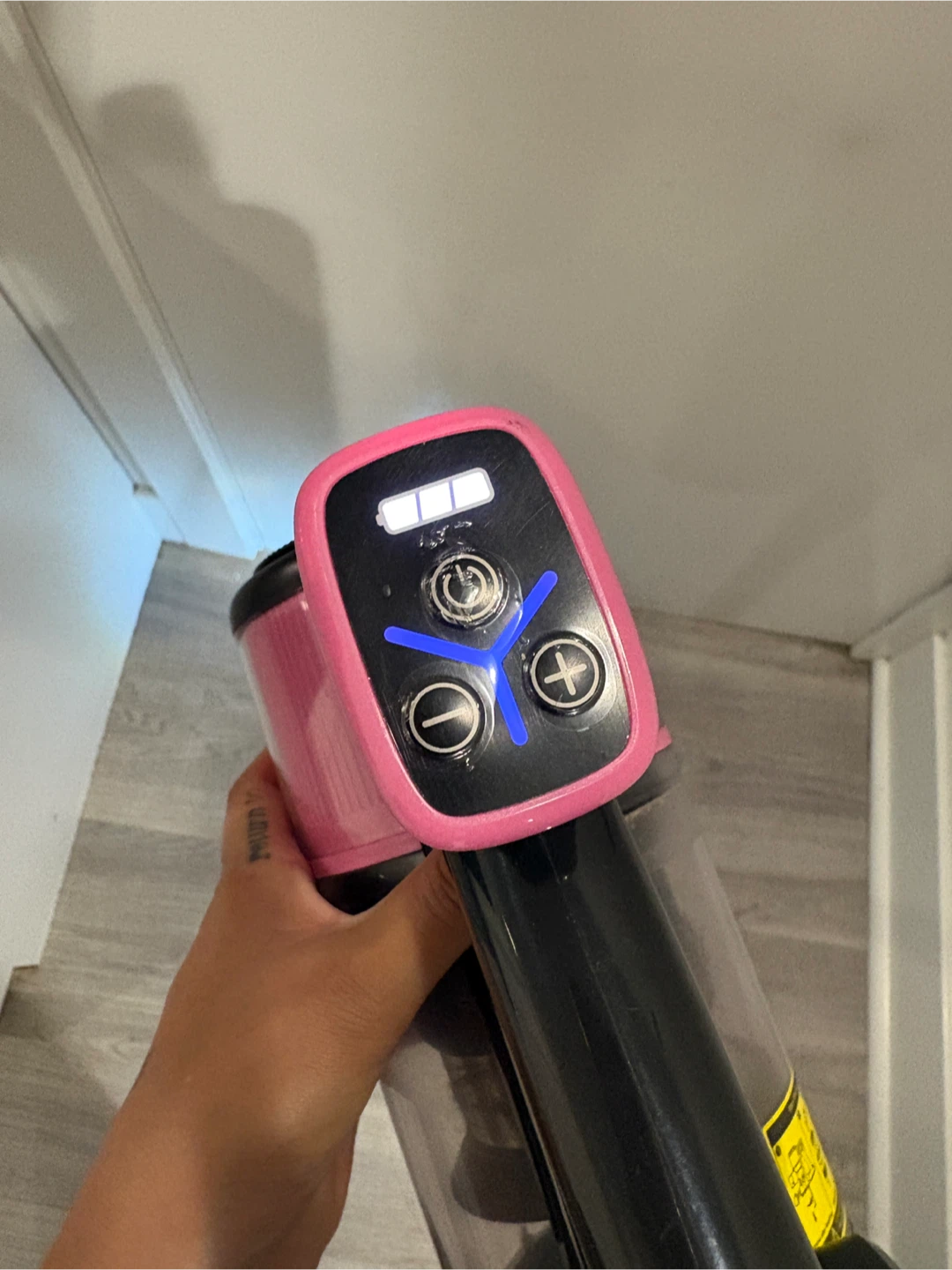 Pink Cordless Stick Vacuum - photo 5