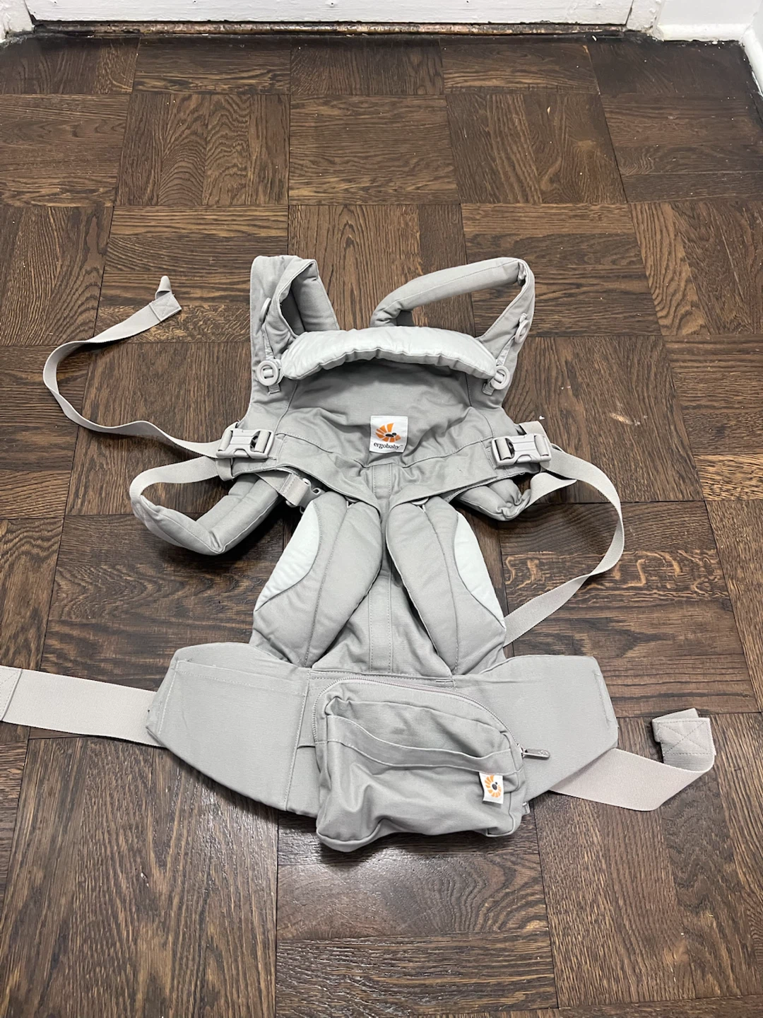 Ergobaby Omni 360 All-In-One Baby Carrier - photo 3