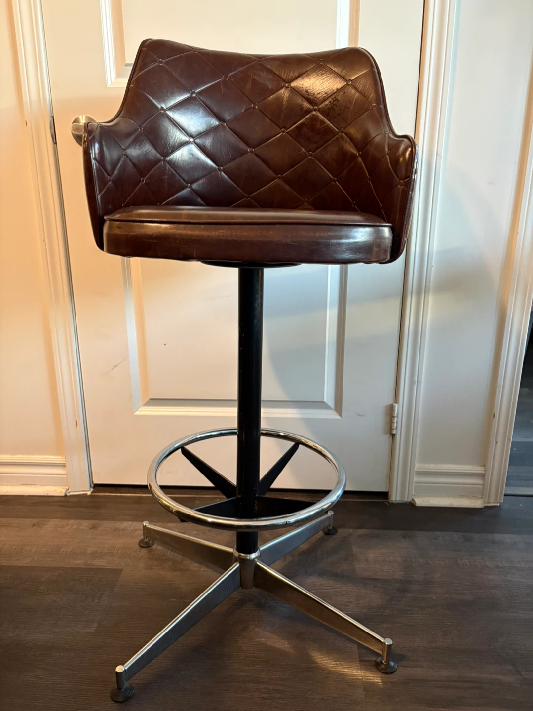 Vintage Style Quilted Bar Stool